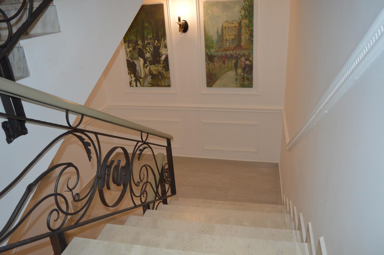 Vila Ada Hotel Tirana Esterno foto